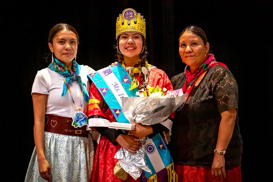 Ms. Indigenous San Juan College 2025: Rhianna Carel with her family